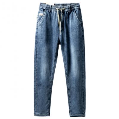 Men's elastic jeans